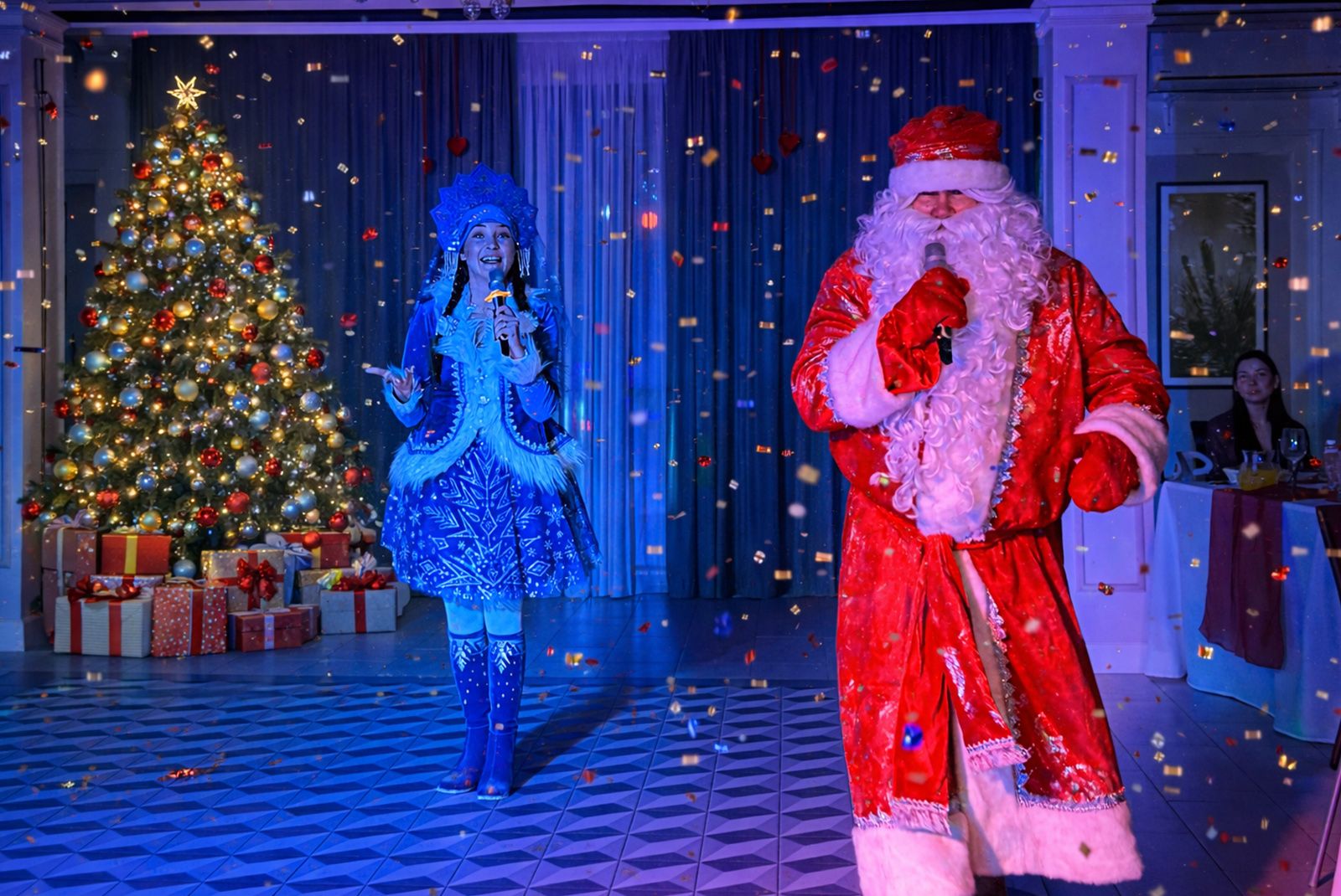 Новогодние корпоративы  на базе отдыха "Аркадия"