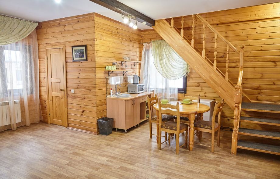 База отдыха Аркадия — домики для компании у Белгорода