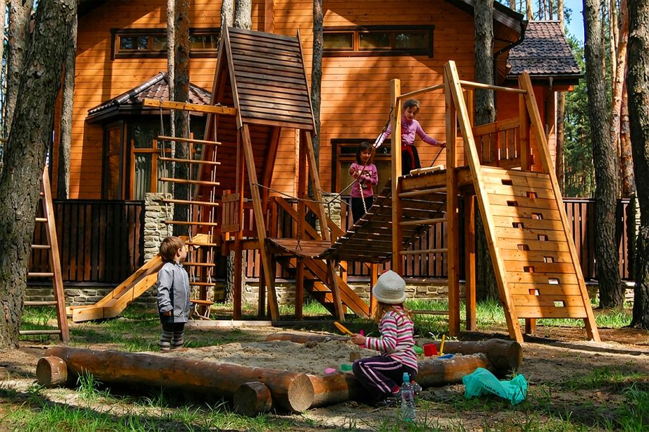 Детские городки для семейного отдыха на базе «Аркадия»
