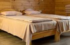 Спальня в доме на 6 человек с раздельными кроватями