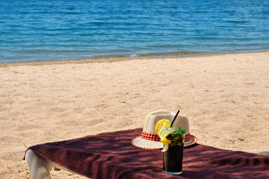 Пляж на базе отдыха «Аркадия» активный дневной отдых