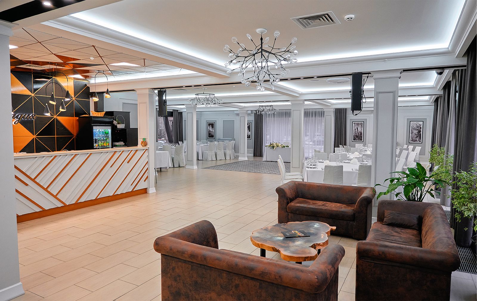 Ресторан «Аркадия» в сосновом бору Белгородской области, банкетный зал для мероприятий