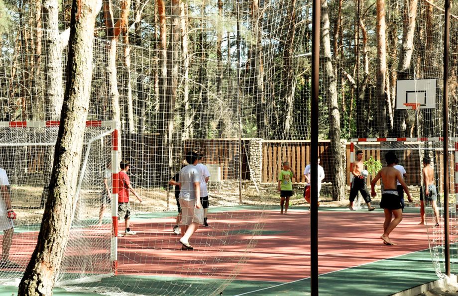 спортивная площадка на базе отдыха "Аркадия"