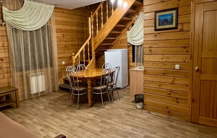 База отдыха Аркадия — деревянные домики для компании у Белгорода