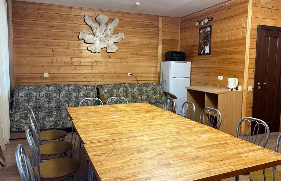 Корпоративная беседка для отдыха и встреч компаний на территории базы отдыха "Аркадия"